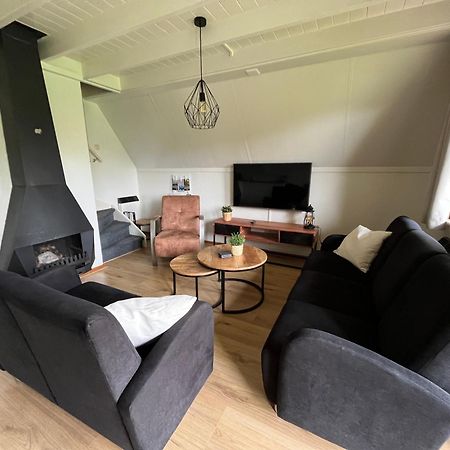 Vakantiepunt 142 - Moderne Vakantiewoning Aan Het Water! Gramsbergen Buitenkant foto