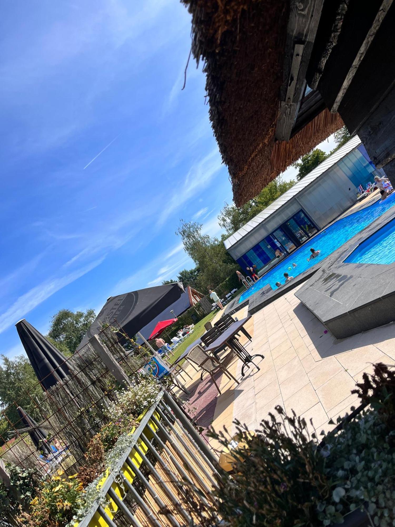 Vakantiepunt 142 - Moderne Vakantiewoning Aan Het Water! Gramsbergen Buitenkant foto